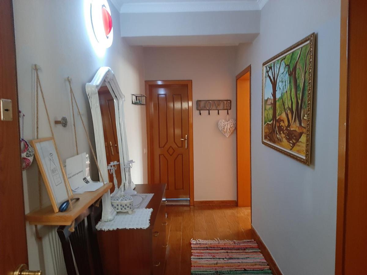 Cosy Central Apartment Shkodra Kültér fotó