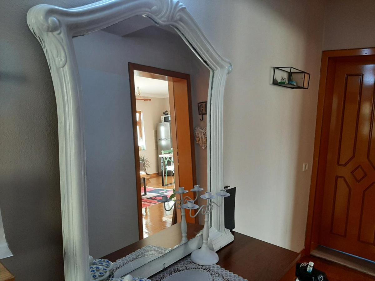 Cosy Central Apartment Shkodra Kültér fotó